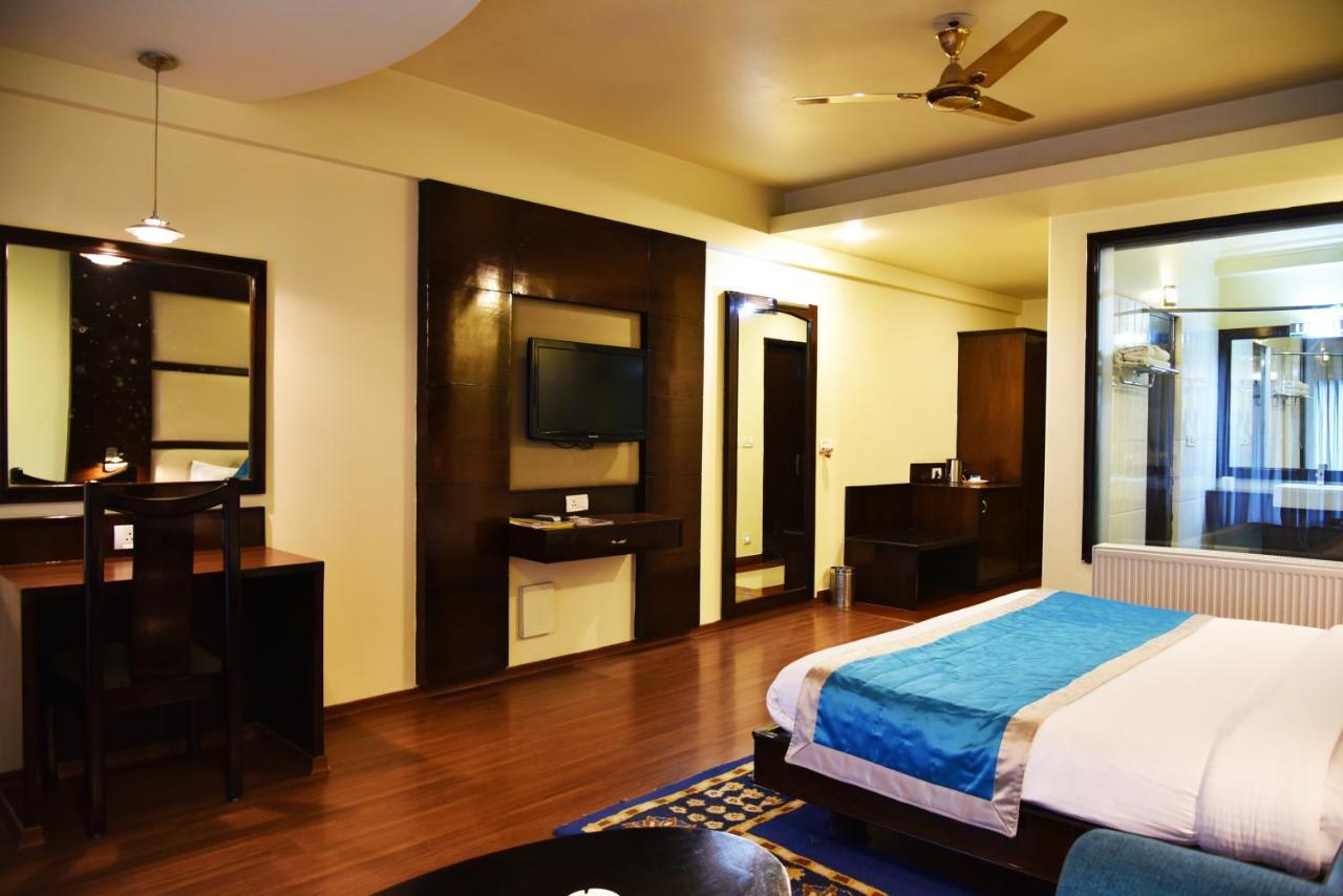 Indraprastha Resort Dalhousie Exterior foto