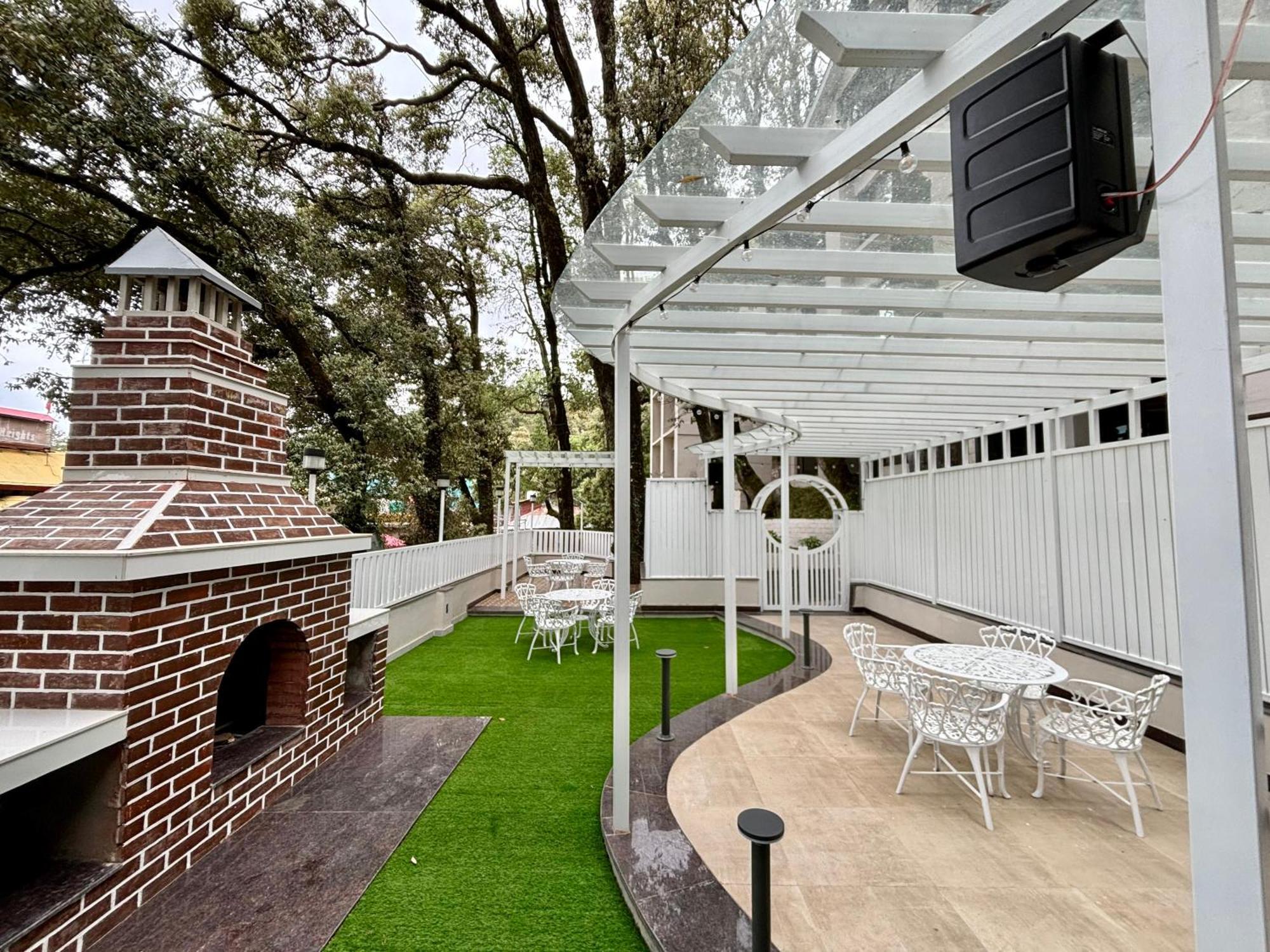 Indraprastha Resort Dalhousie Exterior foto
